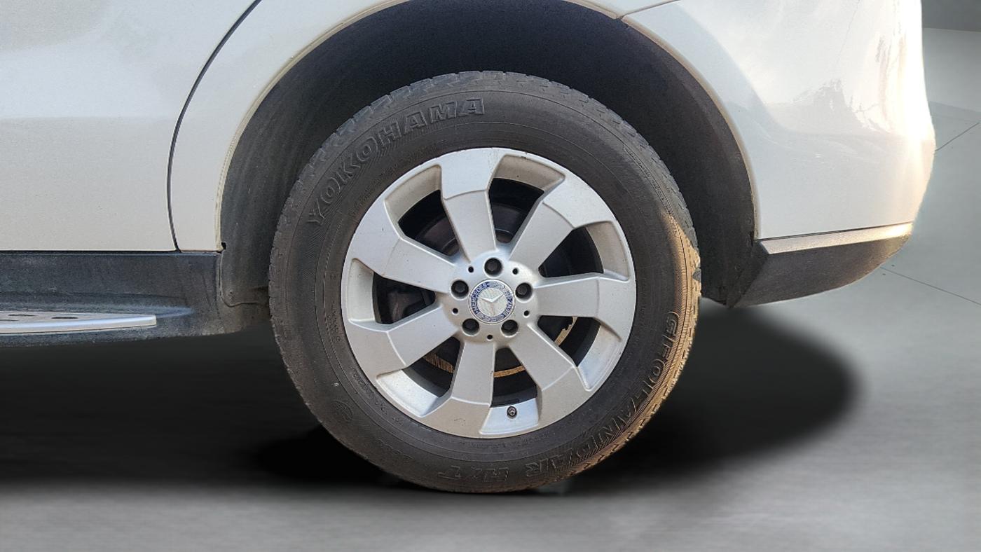 2015 Mercedes Benz Ml Class 250 CDI, Diesel, Automatic, 1,08,746 km, Left Rear Wheel