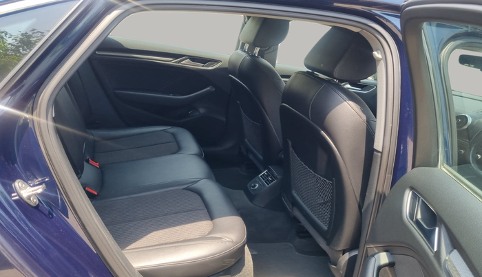 2019 Audi A3 35 TDI Technology, Diesel, Automatic, 61,212 km, Right Side Rear Door Cabin