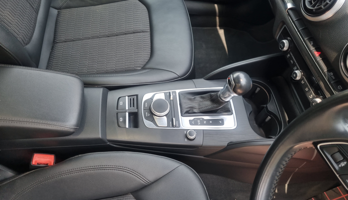 2019 Audi A3 35 TDI Technology, Diesel, Automatic, 61,212 km, Gear Lever