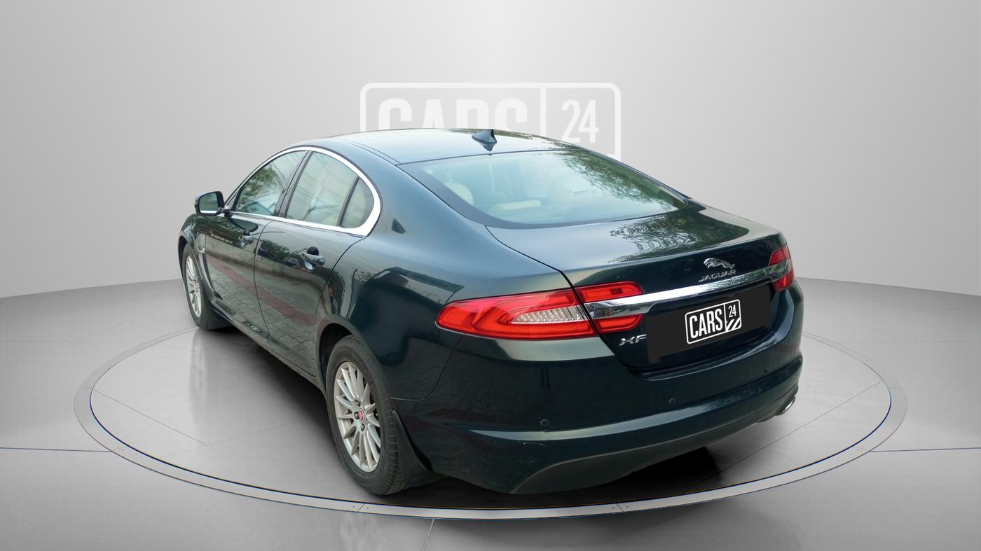 2014 Jaguar XF 2.2 DIESEL LUXURY, Diesel, Automatic, 47,000 km, Left Back Diagonal