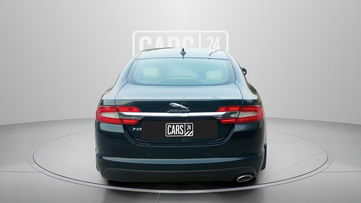 2014 Jaguar XF 2.2 DIESEL LUXURY, Diesel, Automatic, 47,000 km, Back/Rear