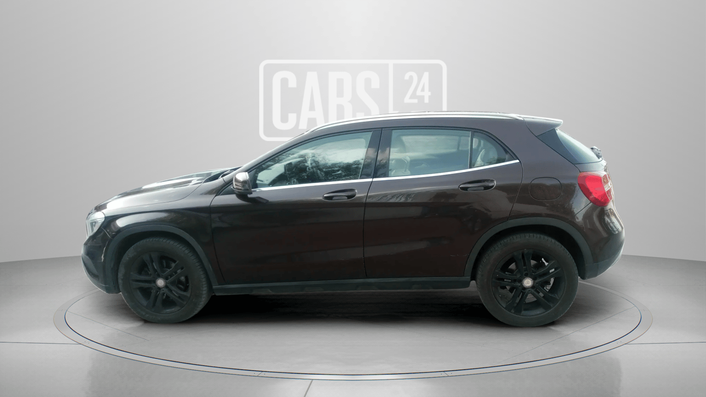 2016 Mercedes Benz GLA Class 200 CGI SPOTRS, Petrol, Automatic, 67,635 km, Left Side