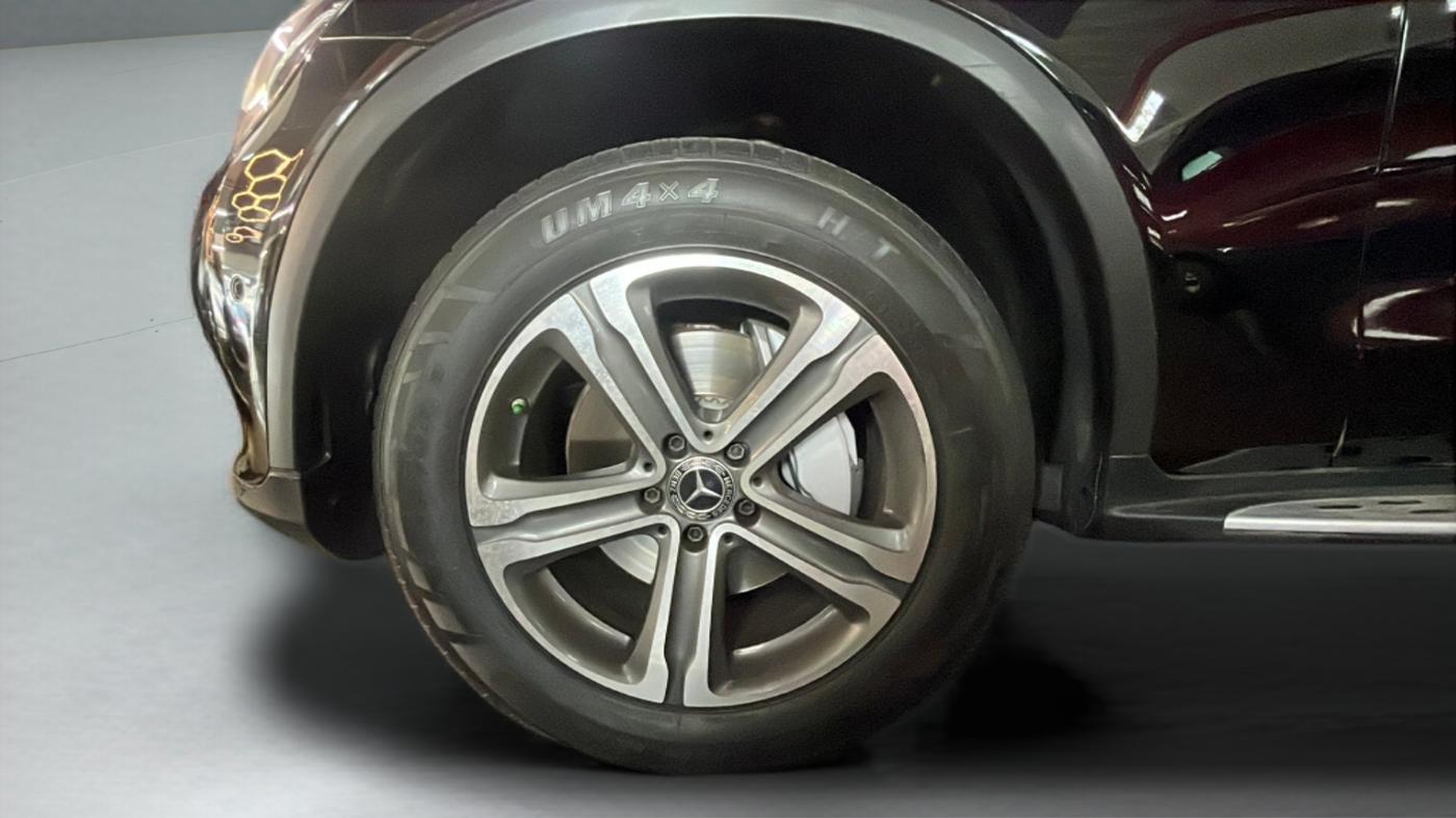 2018 Mercedes Benz GLC CLASS 220 D 4 MATIC, Diesel, Automatic, 56,824 km, Left Front Wheel