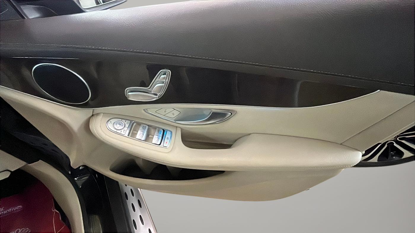 2018 Mercedes Benz GLC CLASS 220 D 4 MATIC, Diesel, Automatic, 56,824 km, Driver Side Door Panel Controls