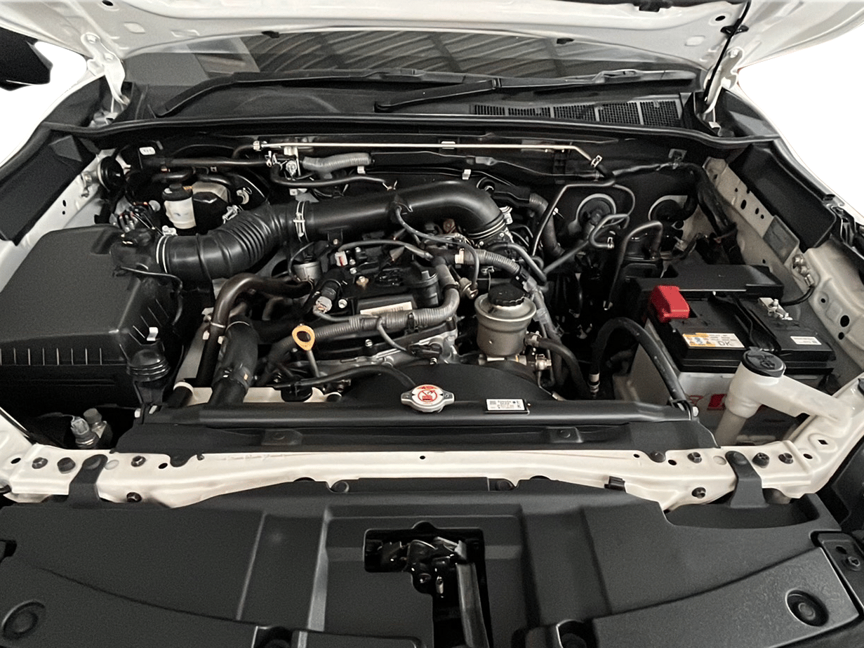 2024 Toyota Fortuner 4X2 AT 2.7 PETROL, Petrol, Automatic, 13,552 km, Open Bonnet