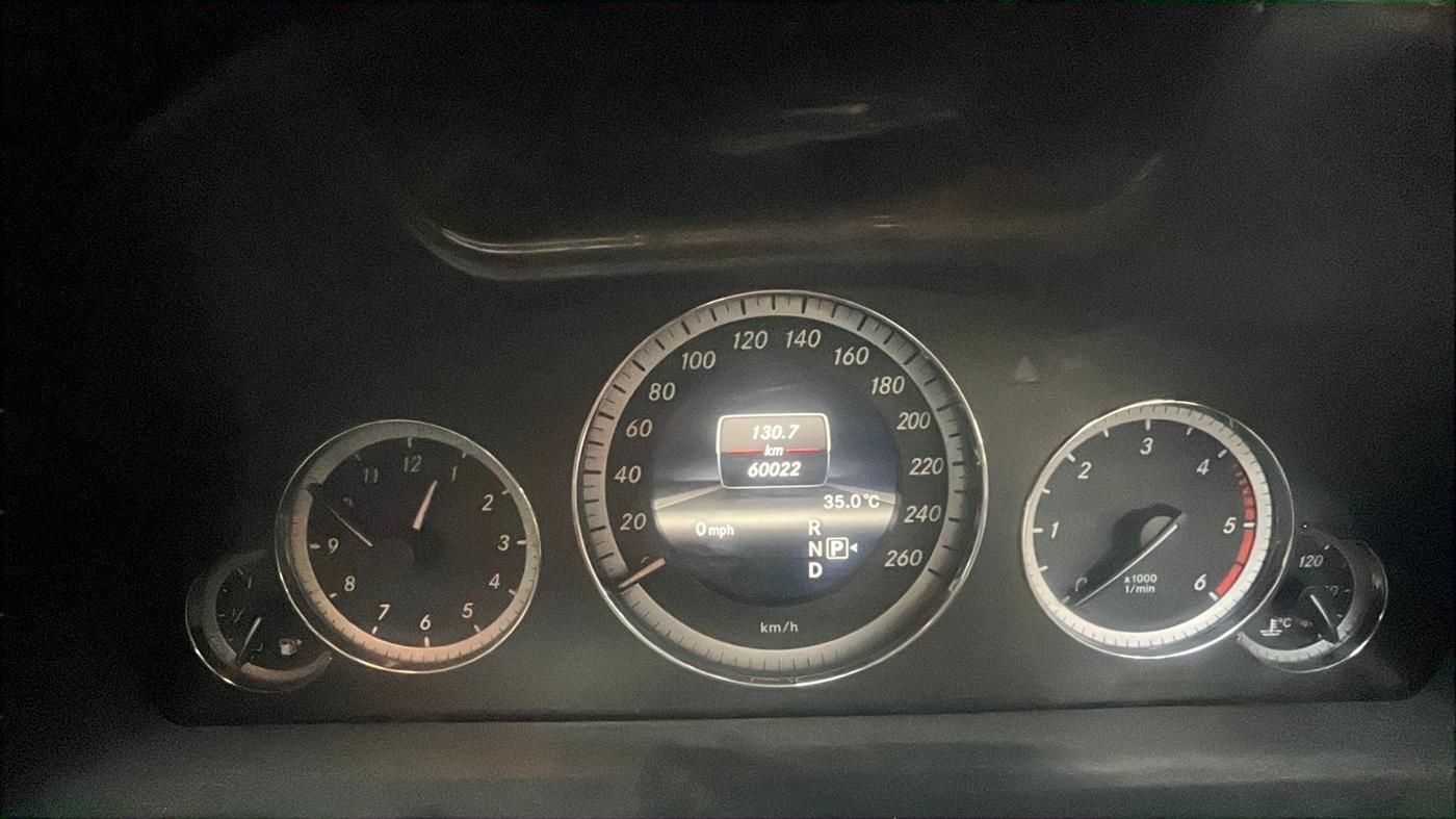 2012 Mercedes Benz E Class E 250 CDI Avantgarde, Diesel, Automatic, 60,022 km, Odometer Image