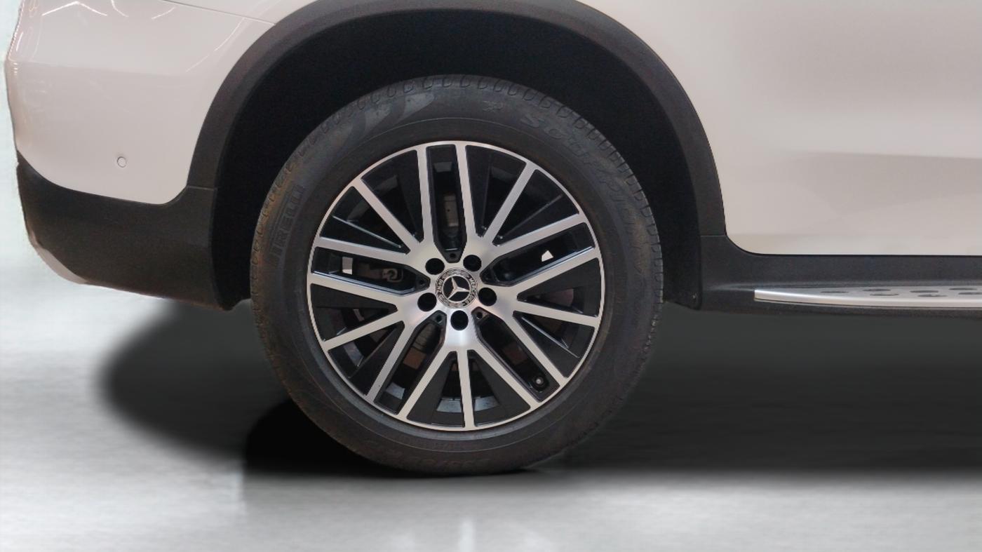 2022 Mercedes Benz GLC CLASS 200 PROGASSIVE, Petrol, Automatic, 39,135 km, Right Rear Wheel