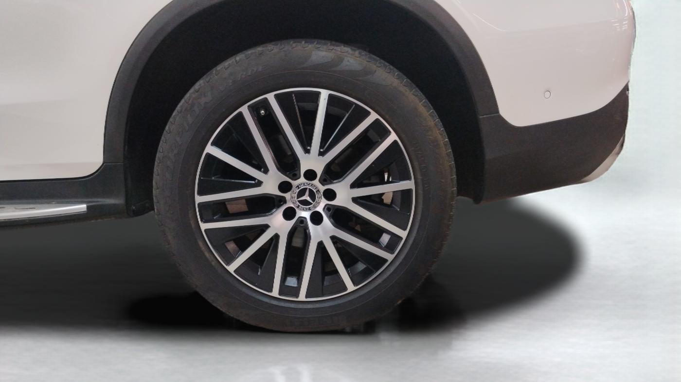 2022 Mercedes Benz GLC CLASS 200 PROGASSIVE, Petrol, Automatic, 39,135 km, Left Rear Wheel