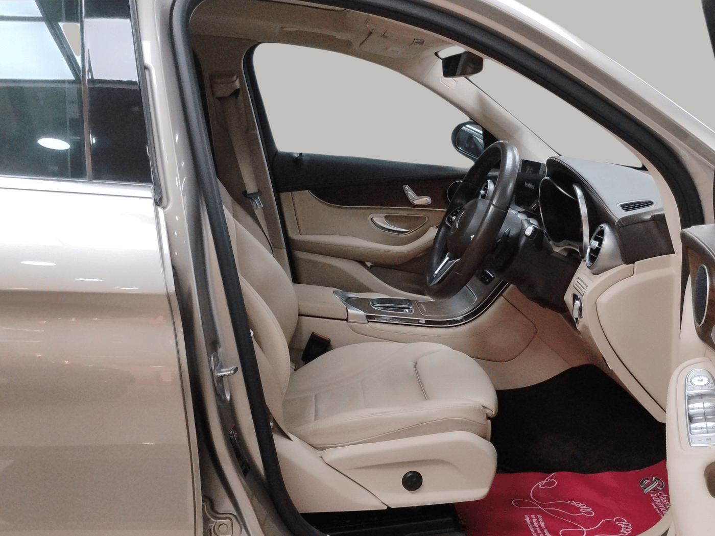 2019 Mercedes Benz GLC CLASS 220 D 4 MATIC, Diesel, Automatic, 87,604 km, Right Side Front Door Cabin