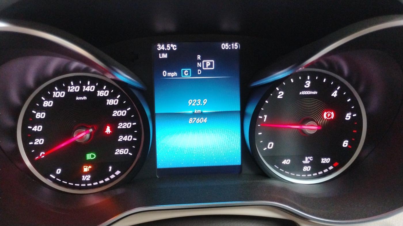 2019 Mercedes Benz GLC CLASS 220 D 4 MATIC, Diesel, Automatic, 87,604 km, Odometer Image
