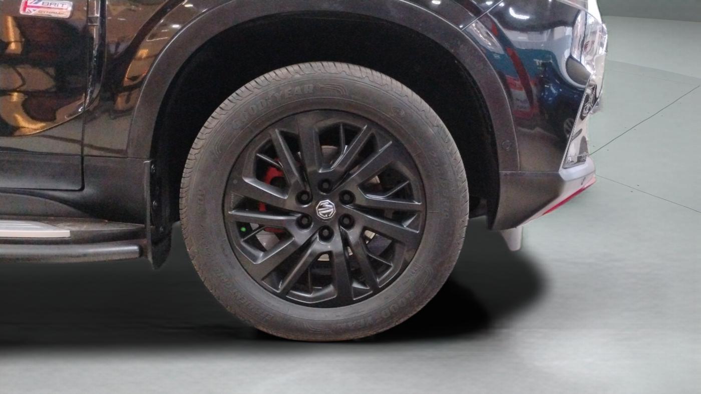 2023 MG GLOSTER BLACKSTORM 7 STR 4X4 TWIN TURBO 2.0, Diesel, Automatic, 9,234 km, Right Front Wheel