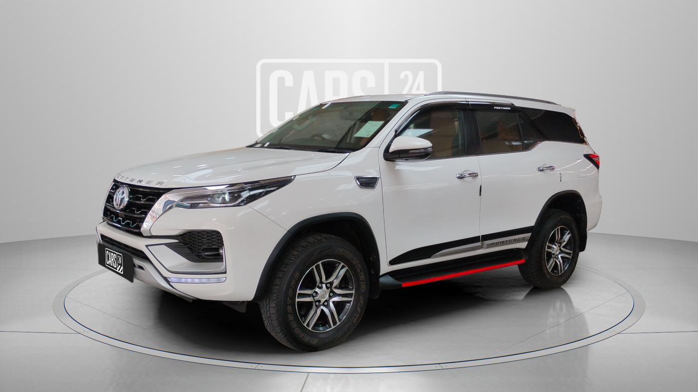 2023 Toyota Fortuner 4X2 AT 2.7 PETROL, Petrol, Automatic, 5,051 km, Left Front Diagonal