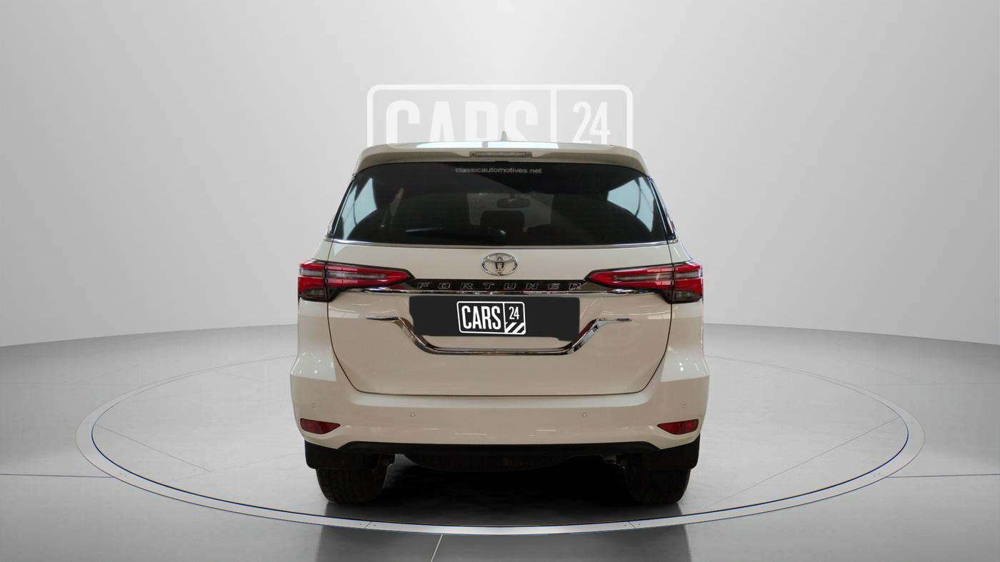 2023 Toyota Fortuner 4X2 AT 2.7 PETROL, Petrol, Automatic, 5,051 km, Back/Rear
