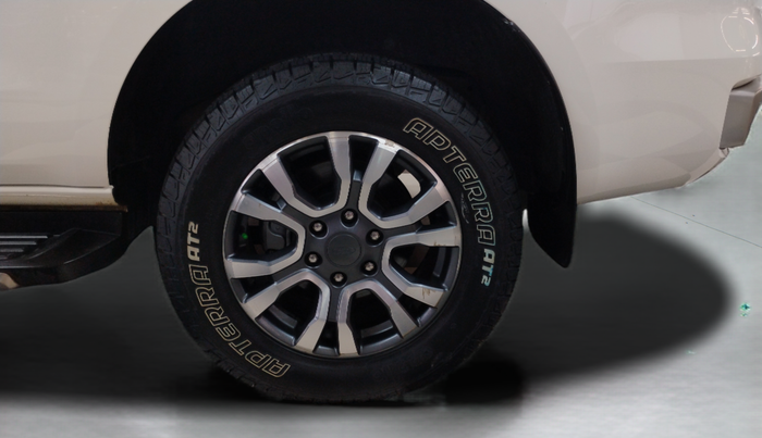 2021 Ford Endeavour TITANIUM PLUS 2.2 4X2 AT SUNROOF, Diesel, Automatic, 64,992 km, Left Rear Wheel