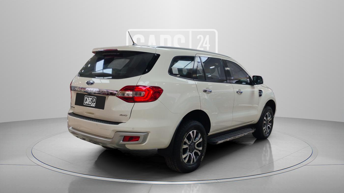 2021 Ford Endeavour TITANIUM PLUS 2.2 4X2 AT SUNROOF, Diesel, Automatic, 64,992 km, Right Back Diagonal
