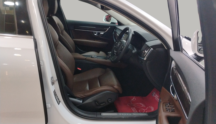 2019 Volvo S90 D4 INSCRIPTION , Diesel, Automatic, 25,352 km, Right Side Front Door Cabin