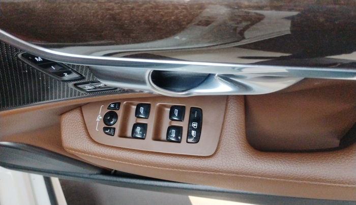 2019 Volvo S90 D4 INSCRIPTION , Diesel, Automatic, 25,352 km, Driver Side Door Panel Controls