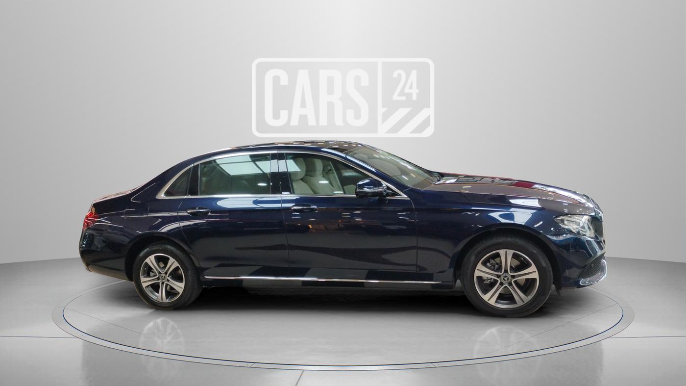 2020 Mercedes Benz E Class EXCLUSIVE 220 D, Diesel, Automatic, 35,928 km, Right Side View