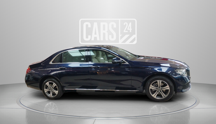 2020 Mercedes Benz E Class EXCLUSIVE 220 D, Diesel, Automatic, 35,928 km, Right Side View