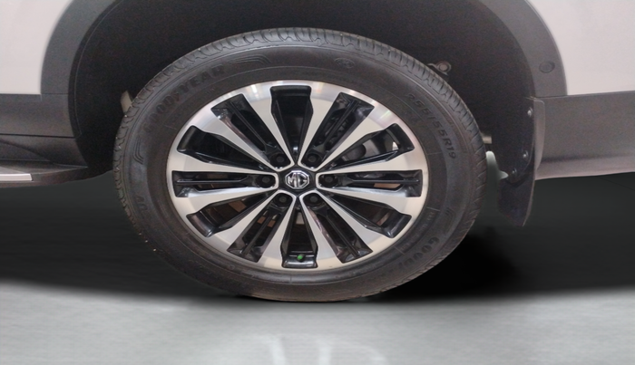 2023 MG GLOSTER SAVVY 6 STR 2.0 TWIN TURBO 4WD, Diesel, Automatic, 8,082 km, Left Rear Wheel