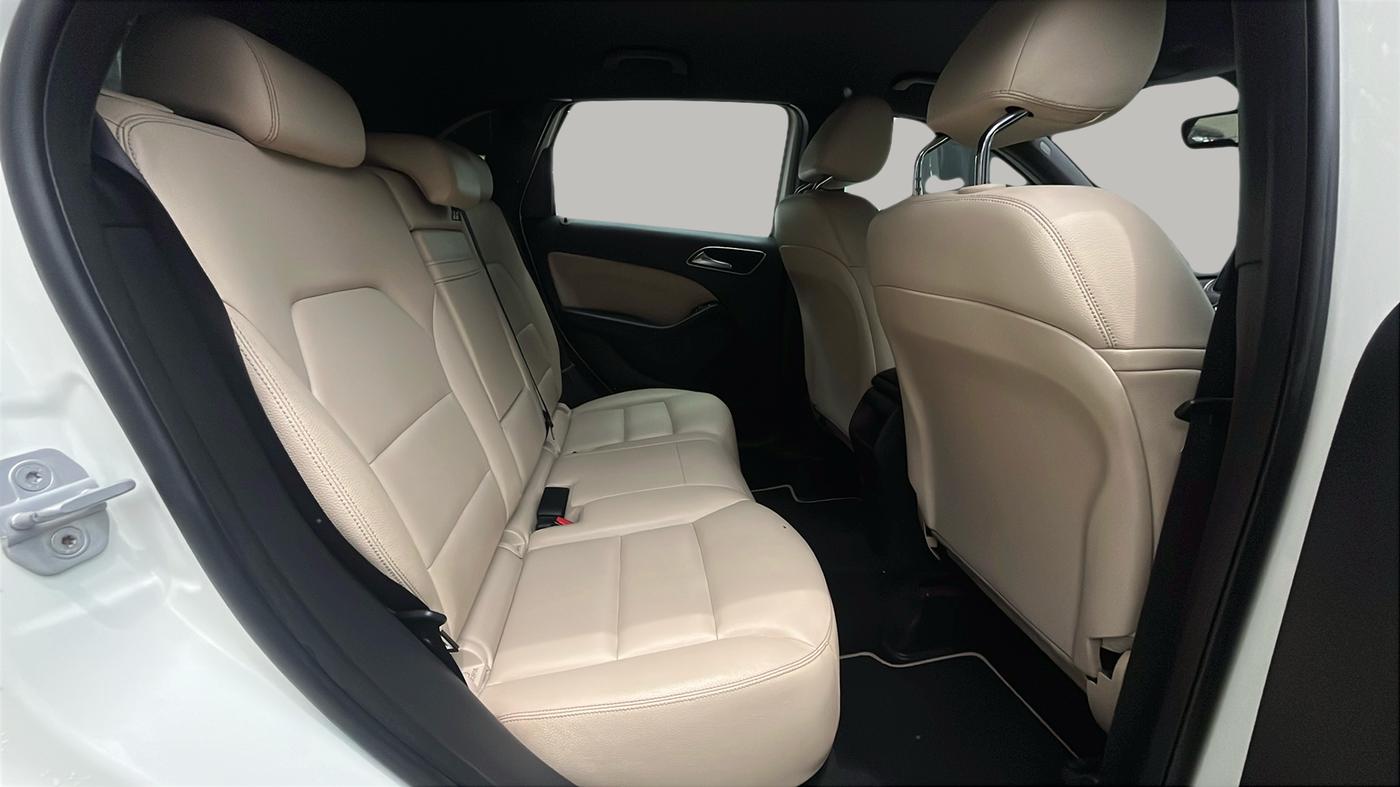 2014 Mercedes Benz B Class B180 CDI STYLE, Diesel, Automatic, 53,890 km, Right Side Rear Door Cabin