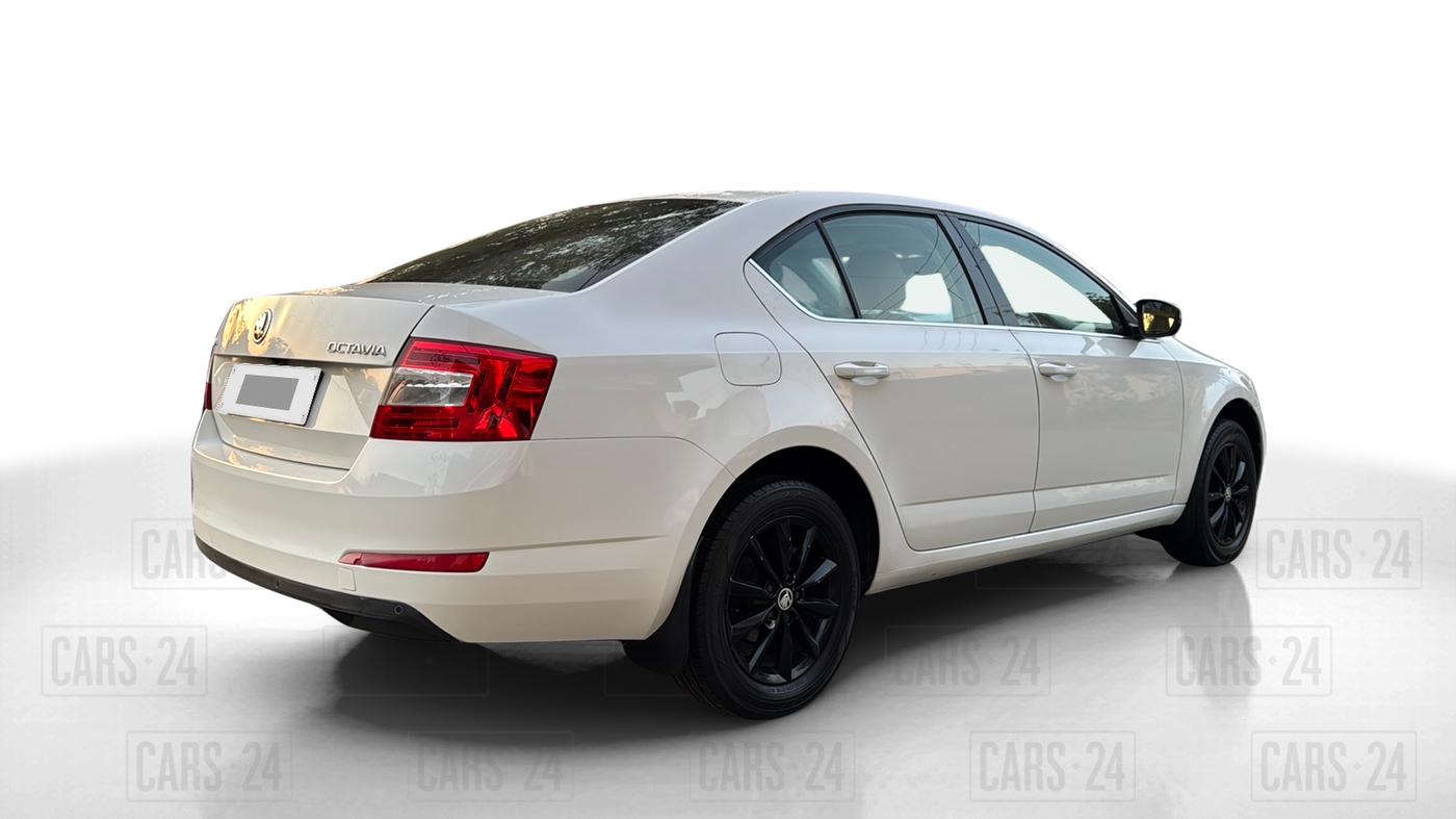 2016 Skoda Octavia 2.0 TDI CR STYLE PLUS AT, Diesel, Automatic, 1,47,178 km, Right Back Diagonal