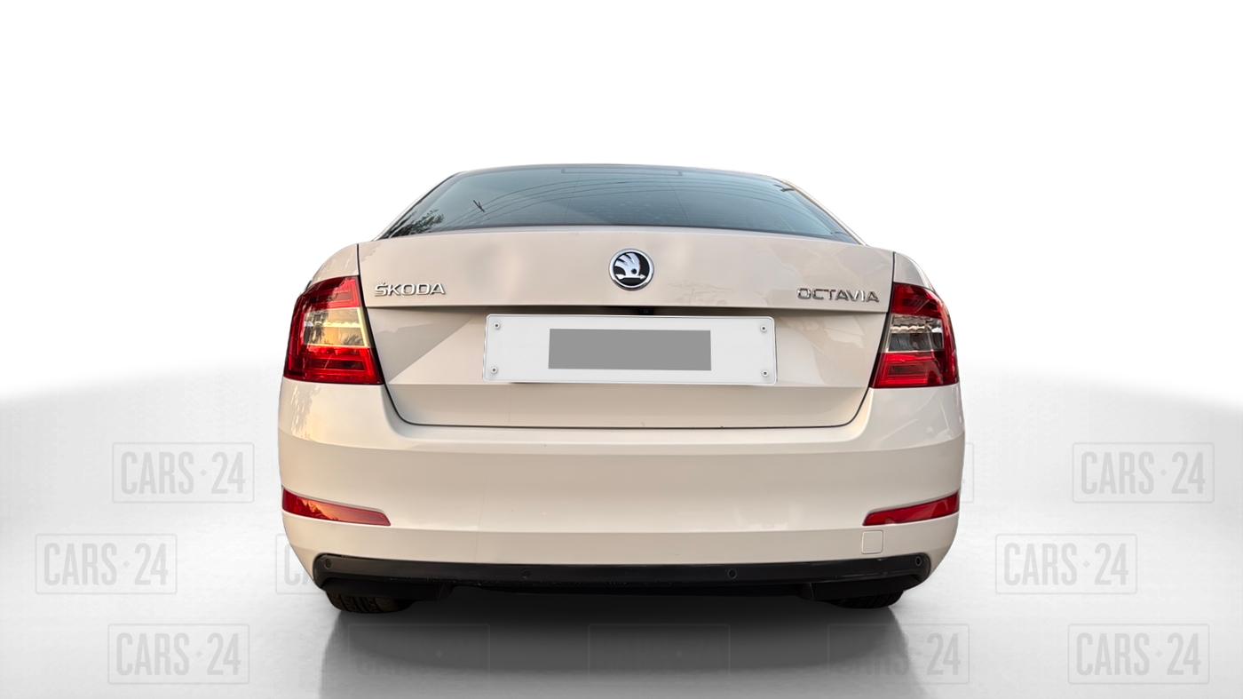 2016 Skoda Octavia 2.0 TDI CR STYLE PLUS AT, Diesel, Automatic, 1,47,178 km, Back/Rear