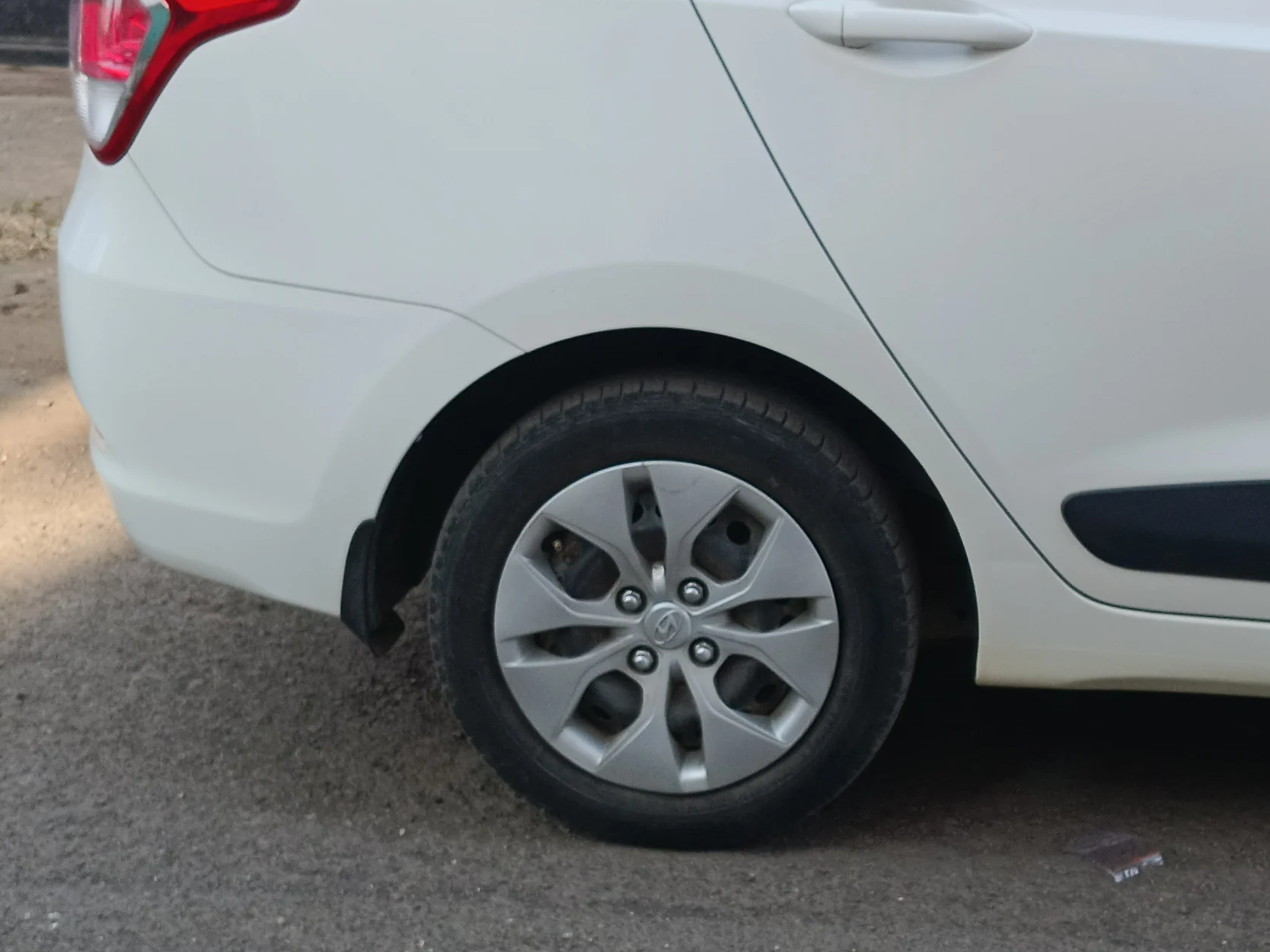 2015 Hyundai Xcent S 1.1 CRDI, Diesel, Manual, 48,469 km, Right Rear Wheel