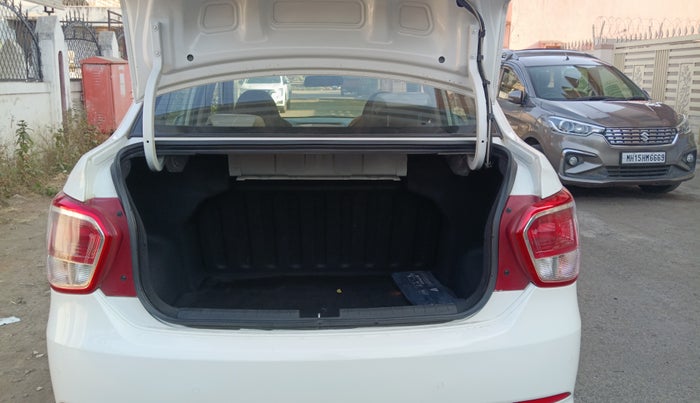 2015 Hyundai Xcent S 1.1 CRDI, Diesel, Manual, 48,469 km, Boot Inside