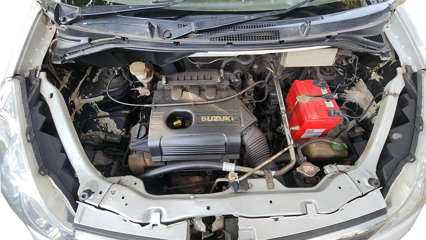2010 Maruti Zen Estilo LXI, Petrol, Manual, 59,000 km, Open Bonnet