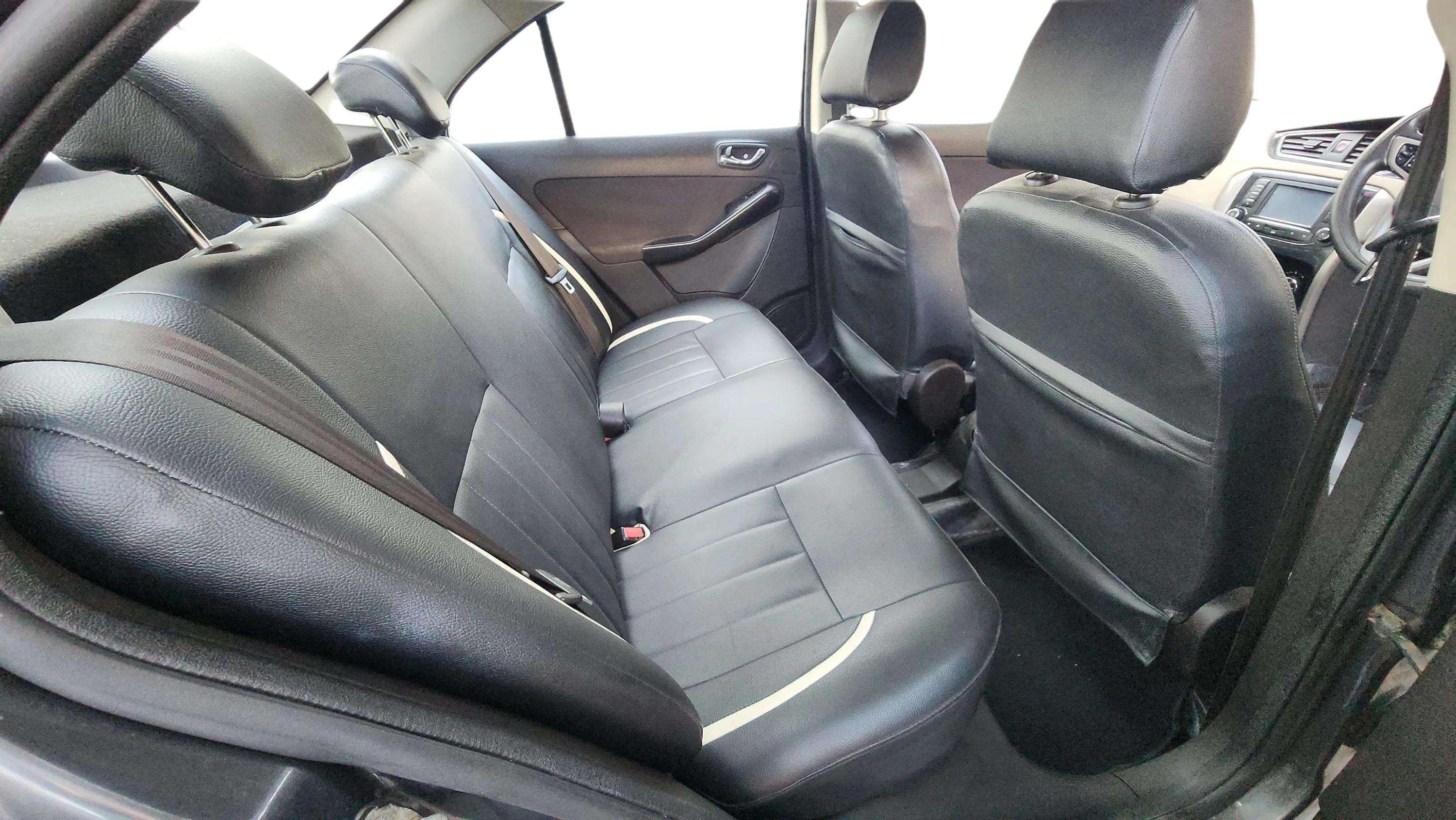 2015 Tata Zest XT PETROL, Petrol, Manual, 89,000 km, Right Side Rear Door Cabin