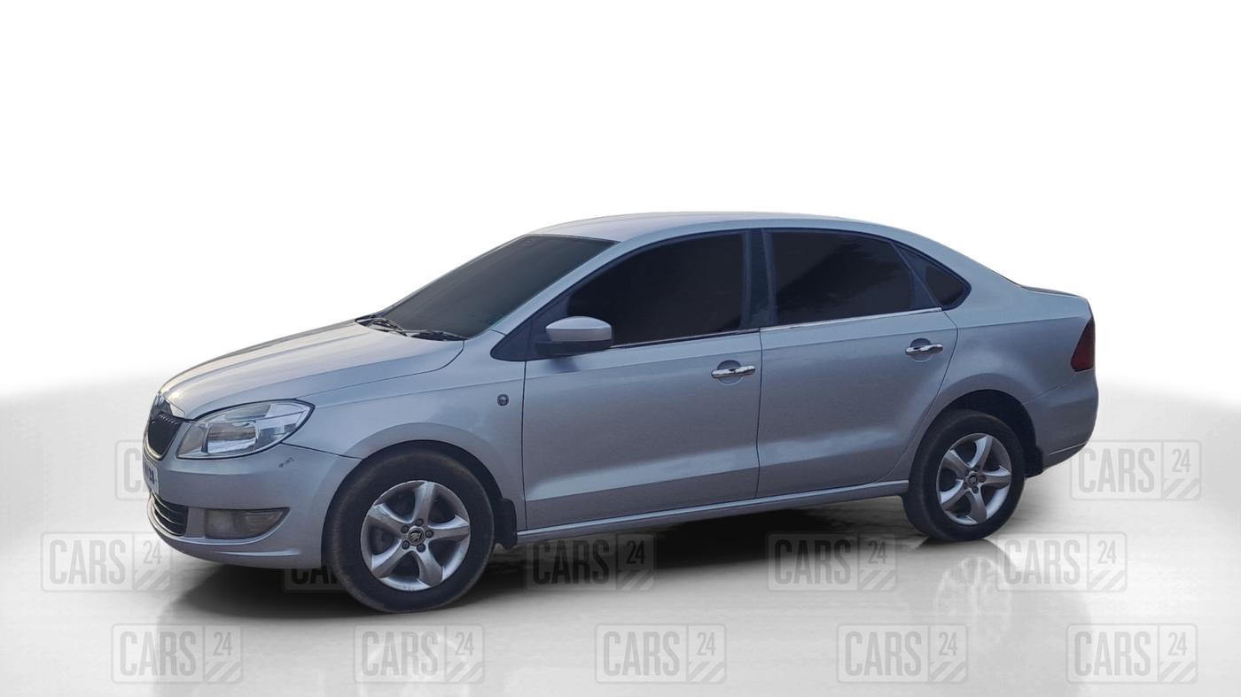 2012 Skoda Rapid ELEGANCE 1.6 TDI CR MT, Diesel, Manual, 70,896 km, Left Front Diagonal
