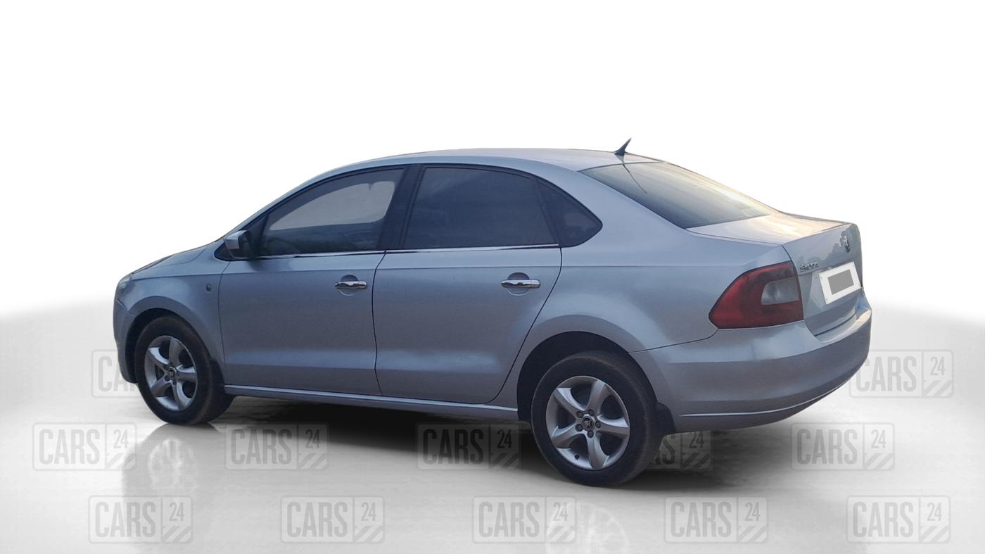 2012 Skoda Rapid ELEGANCE 1.6 TDI CR MT, Diesel, Manual, 70,896 km, Left Back Diagonal