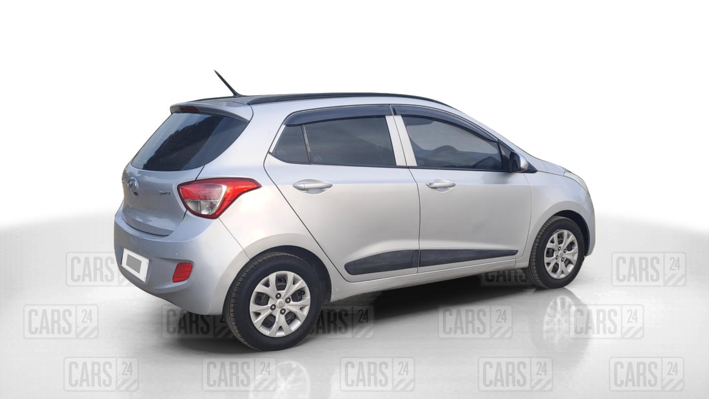 2015 Hyundai Grand i10 SPORTZ 1.2 KAPPA VTVT, Petrol, Manual, 69,364 km, Right Back Diagonal