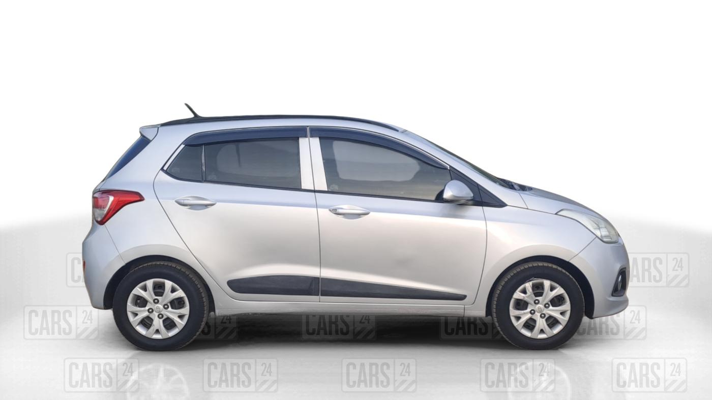 2015 Hyundai Grand i10 SPORTZ 1.2 KAPPA VTVT, Petrol, Manual, 69,364 km, Right Side View