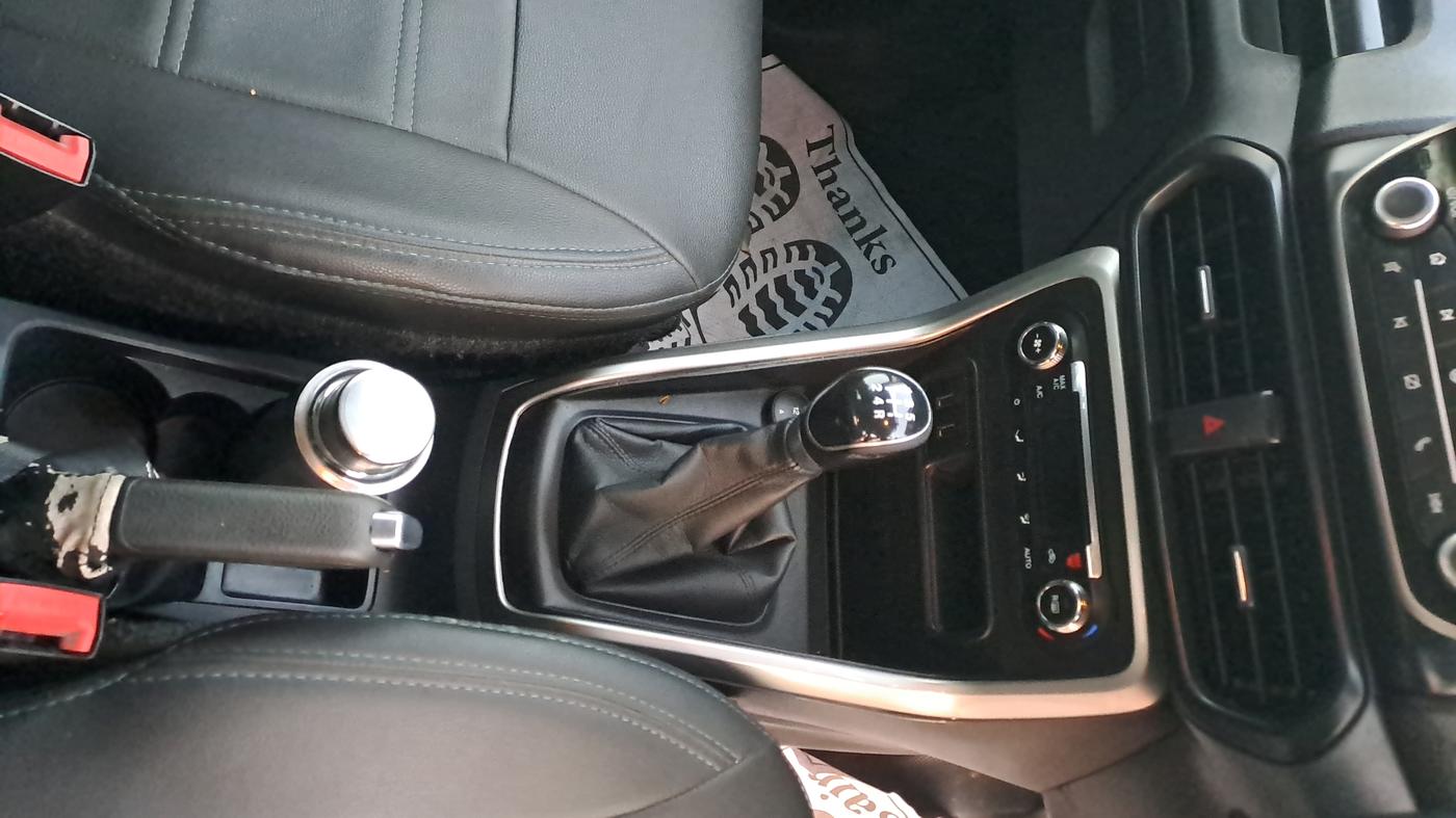 2018 Ford Ecosport TITANIUM 1.5L DIESEL, Diesel, Manual, 72,367 km, Gear Lever