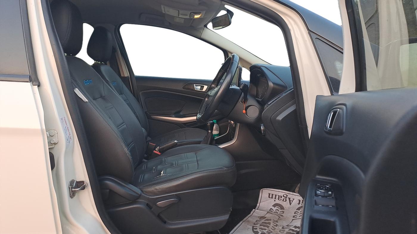 2018 Ford Ecosport TITANIUM 1.5L DIESEL, Diesel, Manual, 72,367 km, Right Side Front Door Cabin
