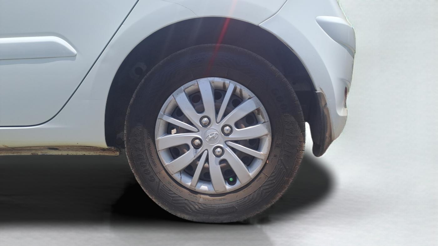 2013 Hyundai i10 SPORTZ 1.2, Petrol, Manual, 54,441 km, Left Rear Wheel