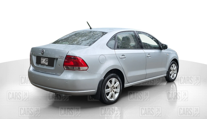 2012 Volkswagen Vento HIGHLINE DIESEL 1.6, Diesel, Manual, 88,000 km, Right Back Diagonal
