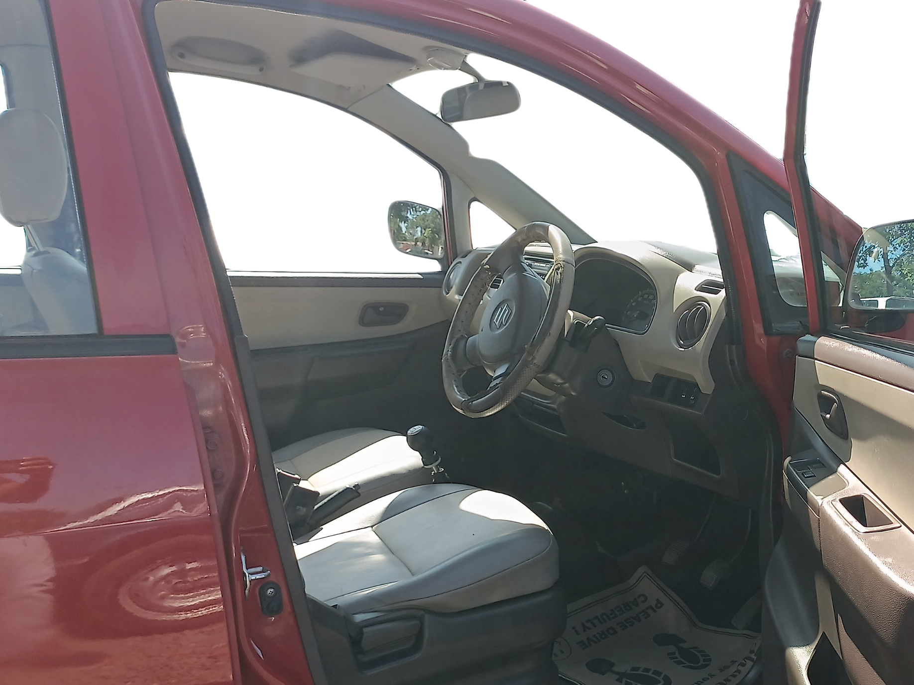 2011 Maruti Zen Estilo LXI, Petrol, Manual, 31,000 km, Right Side Front Door Cabin