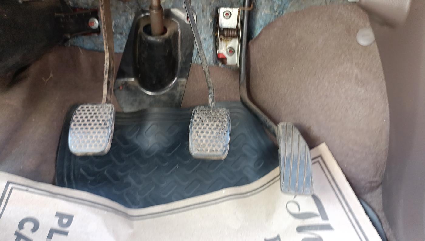 2011 Maruti Zen Estilo LXI, Petrol, Manual, 31,000 km, Pedals
