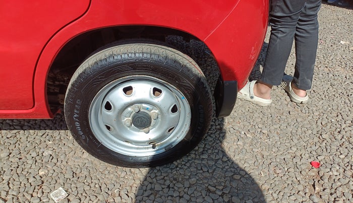 2011 Maruti Zen Estilo LXI, Petrol, Manual, 31,000 km, Left Rear Wheel