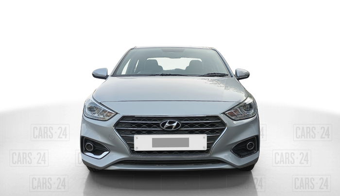 2017 Hyundai Verna 1.6 SX (O) CRDI MT, Diesel, Manual, 83,539 km, Front