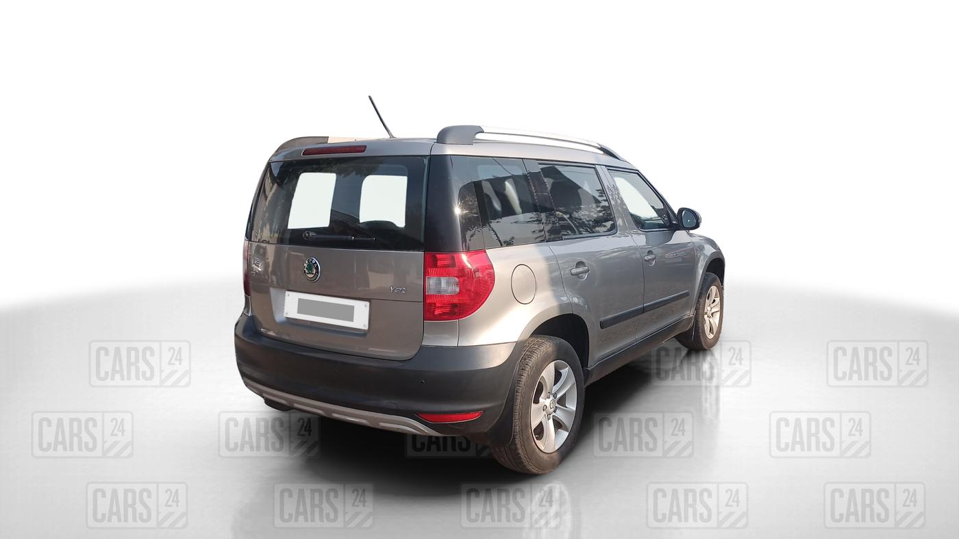 2011 Skoda Yeti AMBIENTE, Diesel, Manual, 73,786 km, Right Back Diagonal