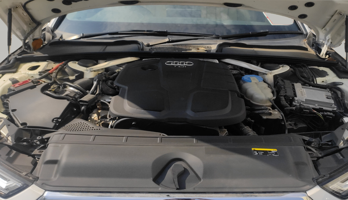 2018 Audi A4 35 TDI Technology, Diesel, Automatic, 60,649 km, Open Bonnet