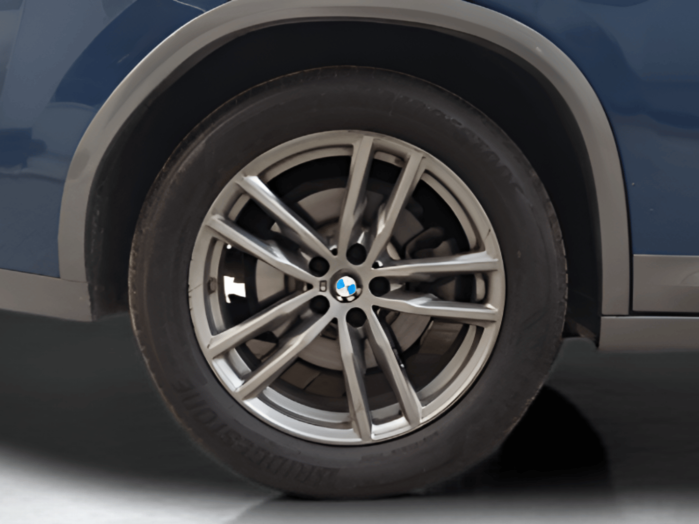 2019 BMW X4 XDRIVE 20D M SPORT X, Diesel, Automatic, 54,476 km, Right Rear Wheel