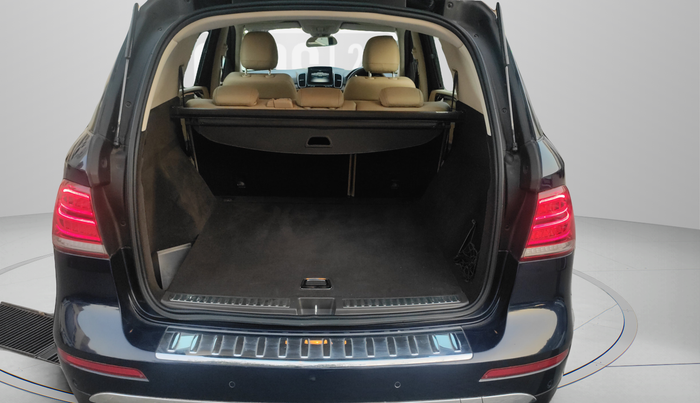 2018 Mercedes Benz GLE 250 D4 MATIC, Diesel, Automatic, 84,000 km, Boot Inside