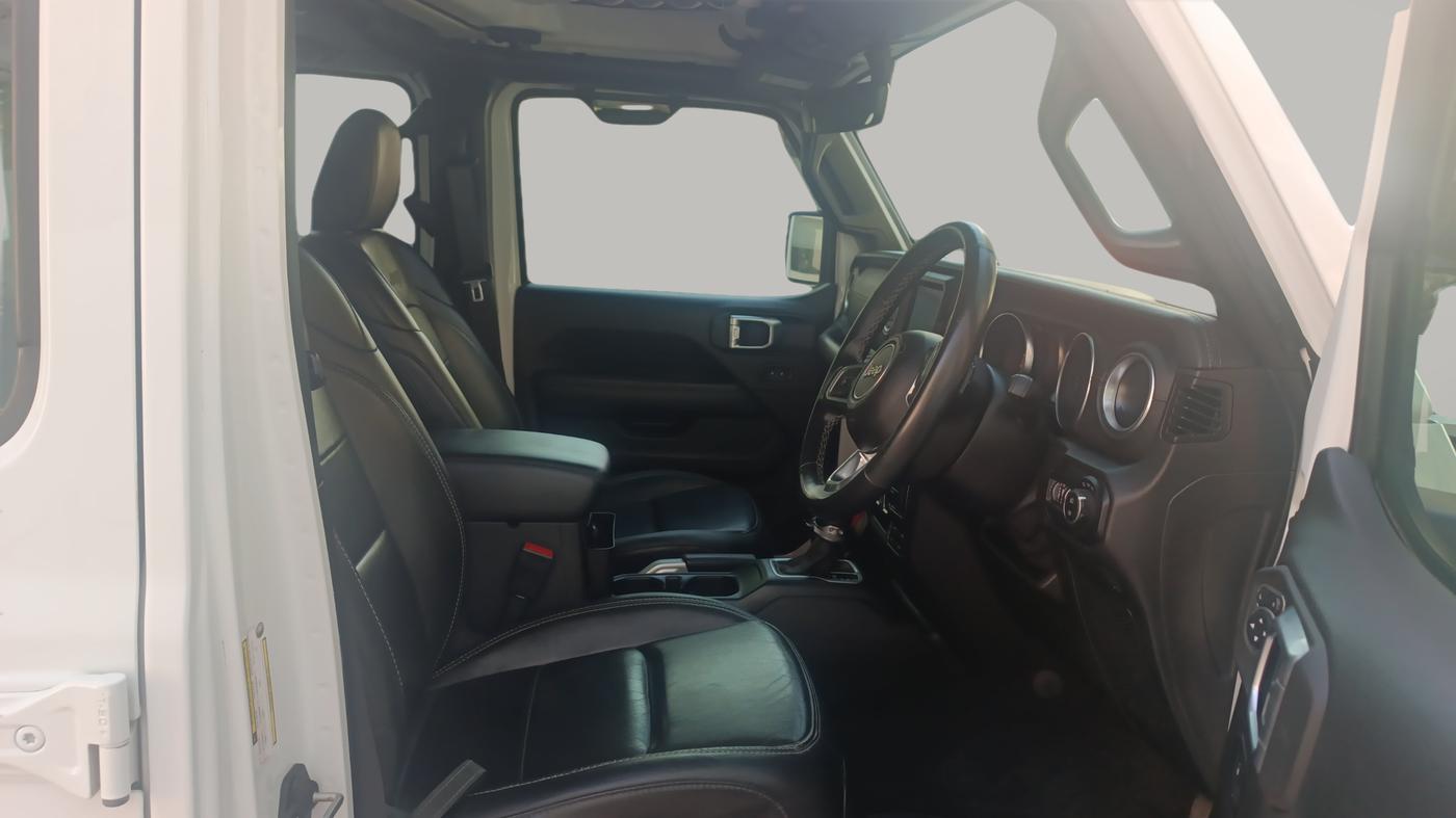 2022 Jeep WRANGLER UNLIMITED, Petrol, Automatic, 18,302 km, Right Side Front Door Cabin
