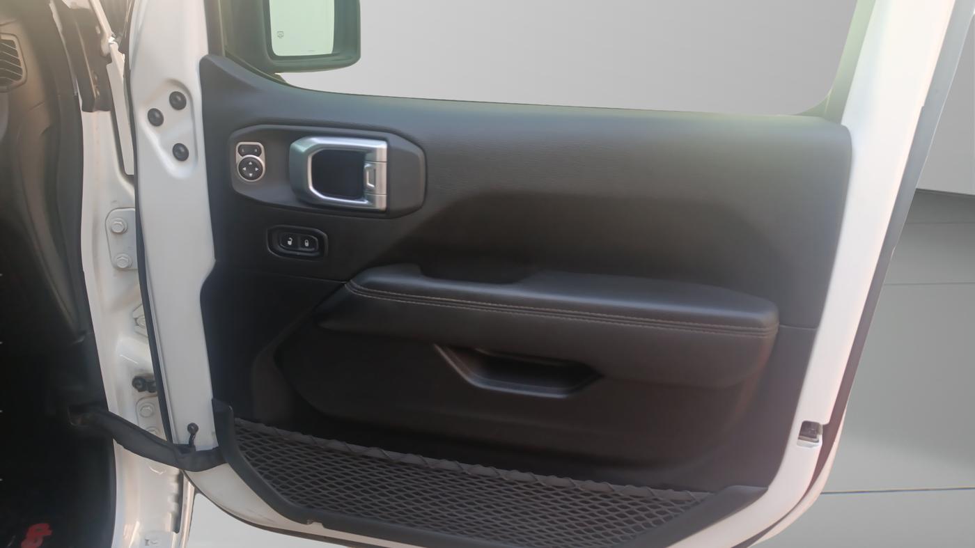 2022 Jeep WRANGLER UNLIMITED, Petrol, Automatic, 18,302 km, Driver Side Door Panel Controls