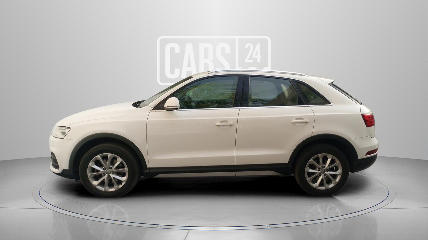 2016 Audi Q3 35 TDI Quattro, Diesel, Automatic, 60,697 km, Left Side